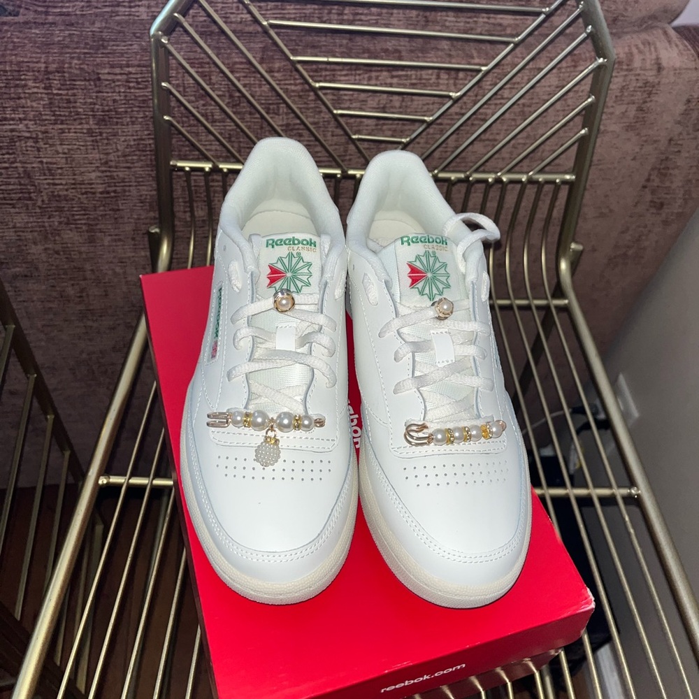 Reebok Women's White and Green Sneakers